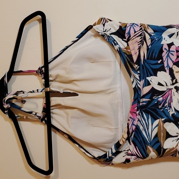 Kona Sol Floral print one piece swimsuit size Large - Picture 4 of 10